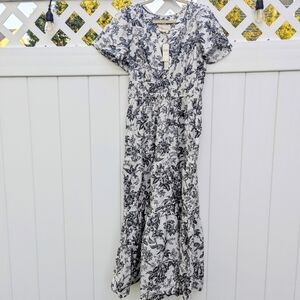Anthropologie Somerset Maxi Dress Floral Black and White Size Medium NWT
